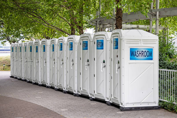 Portable Toilet Options We Offer in Lowesville, NC